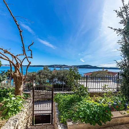 One-bedroom In Seget Donji Apartmán *