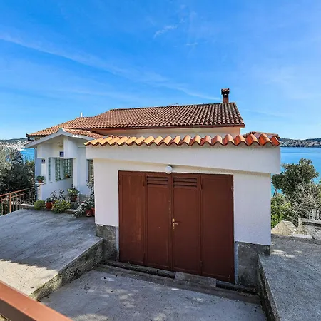 Apartmán One-bedroom In Seget Donji *