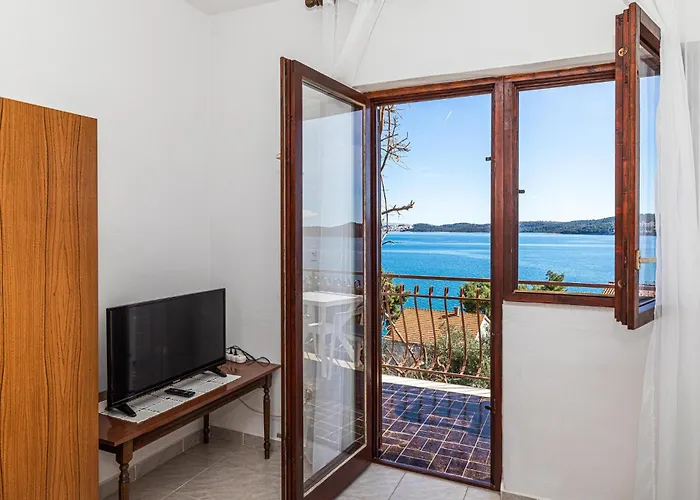 One-bedroom In Seget Donji